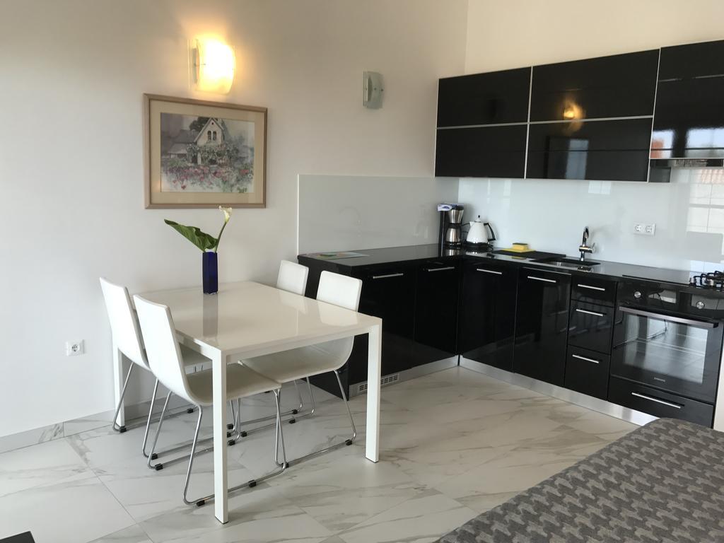 Apartments Victoria Privlaka بريفلاكا المظهر الخارجي الصورة