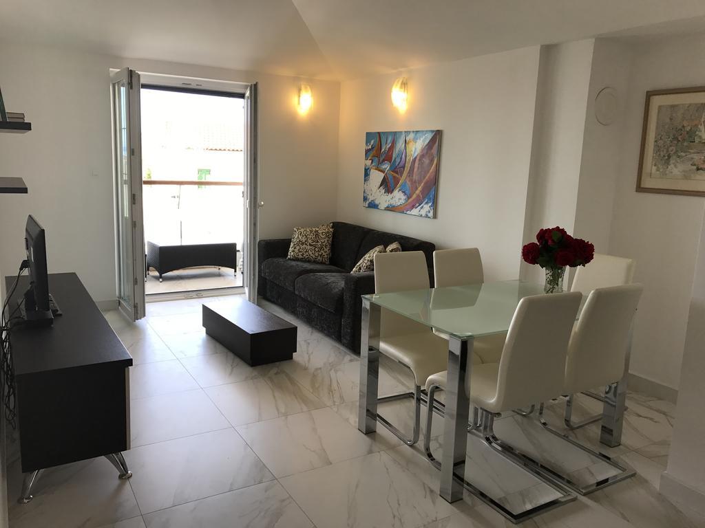 Apartments Victoria Privlaka بريفلاكا المظهر الخارجي الصورة