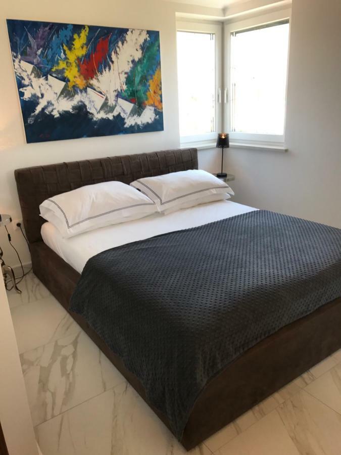 Apartments Victoria Privlaka بريفلاكا المظهر الخارجي الصورة